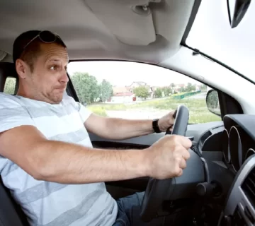 علت لرزش ماشین در سرعت 80 به بالا